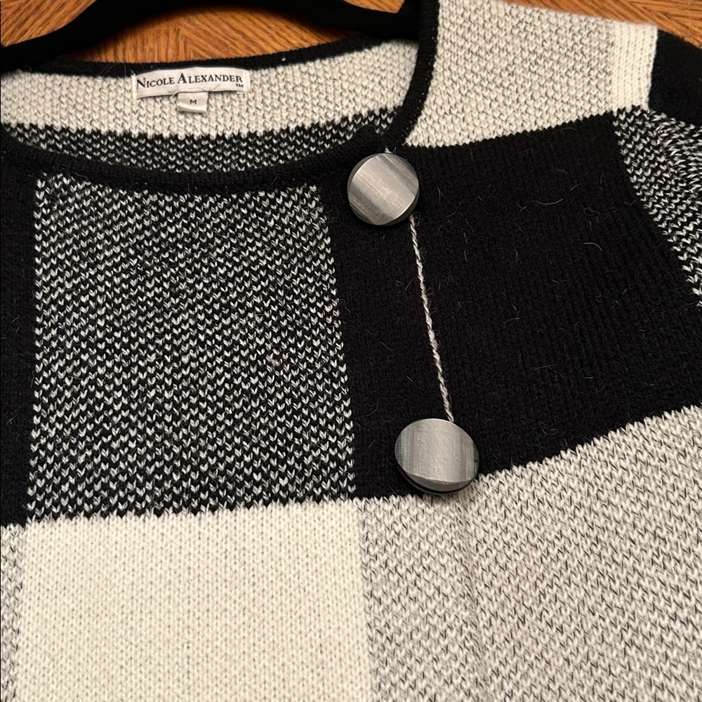 NWOT Heavy sweater coat. - Picture 6 of 6
